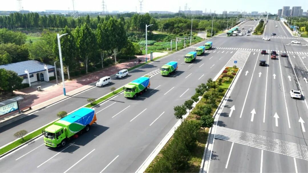 宇通环卫高标准服务大国工匠盛会，扮靓郑州城市容颜！