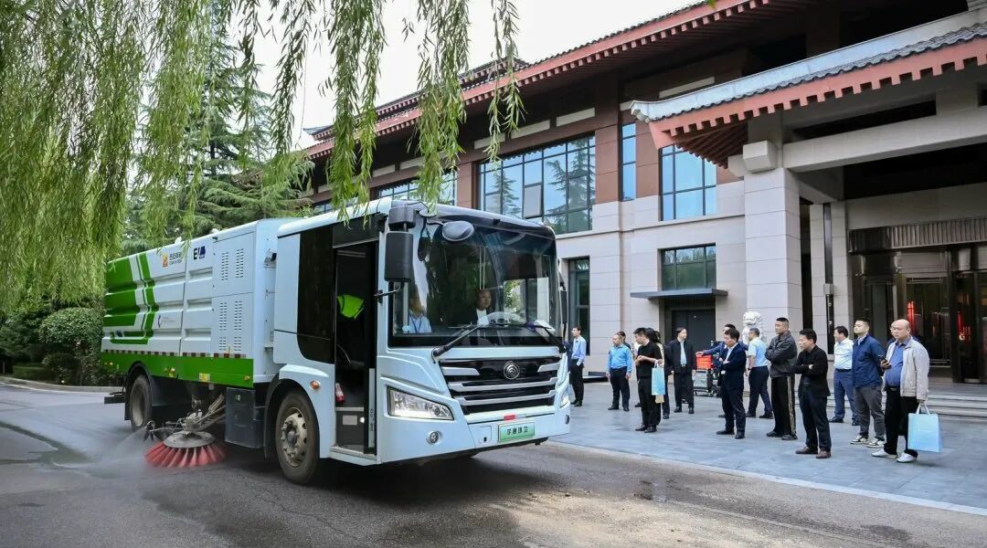 价值连城丨宇通环卫新能源品鉴会西安站圆满落幕，以绿色产品擦亮“陕西蓝”！