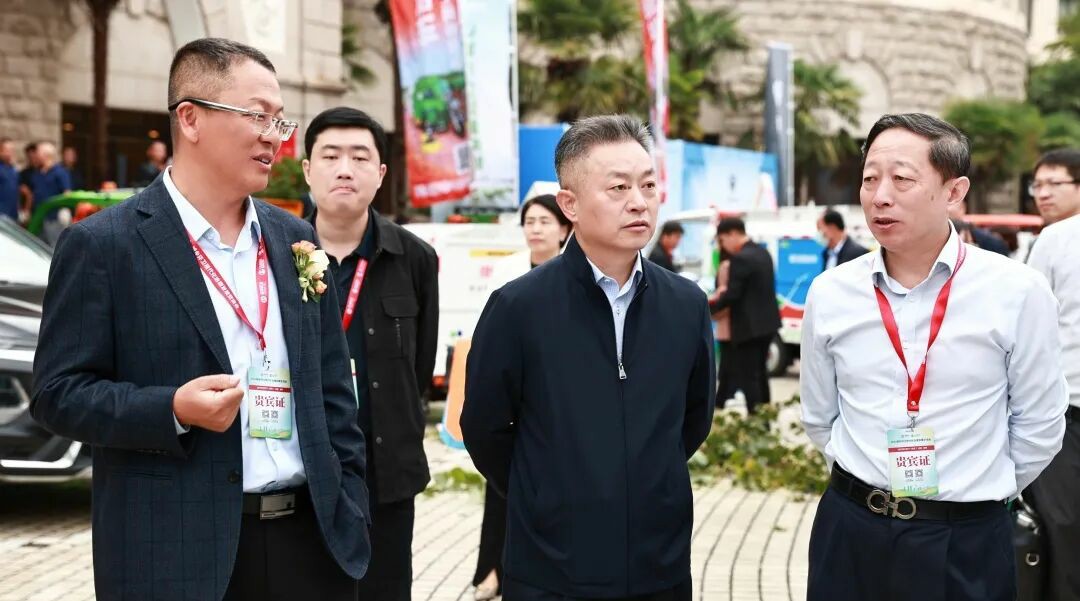 聚力中原，绿创未来！宇通环卫助力开启城乡环卫现代化治理新篇章！