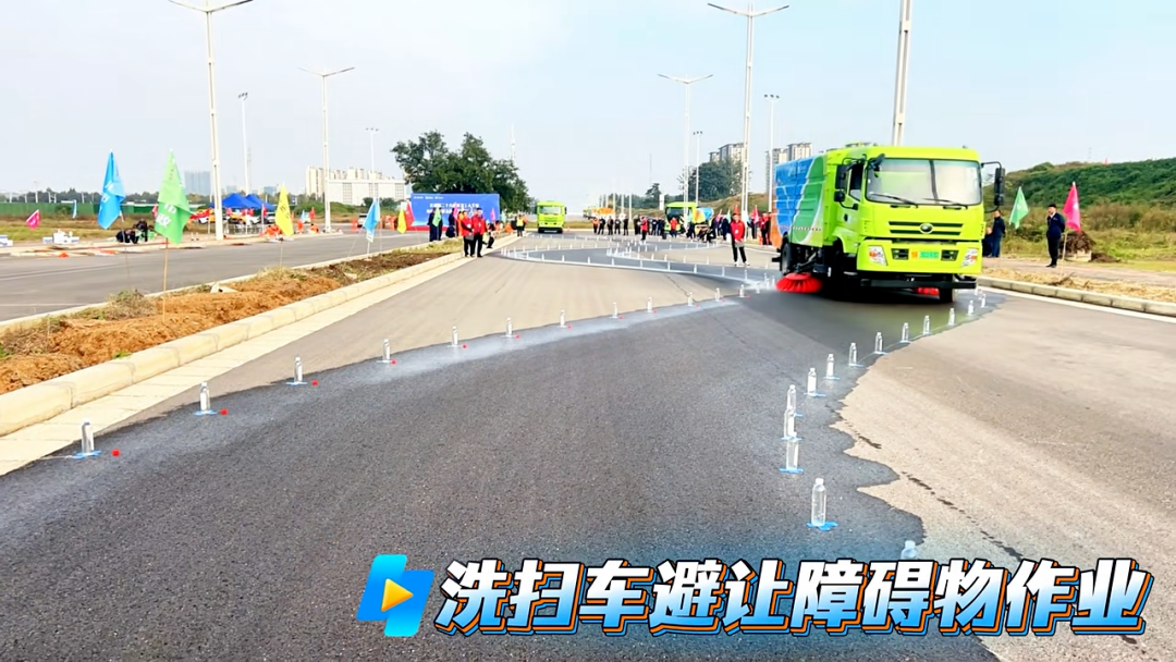 看见TA的名字,致敬不凡坚守!宇通环卫祝所有环卫工人节日快乐! 看见TA的名字,致敬不凡坚守!宇通环卫祝所有环卫工人节日快乐!