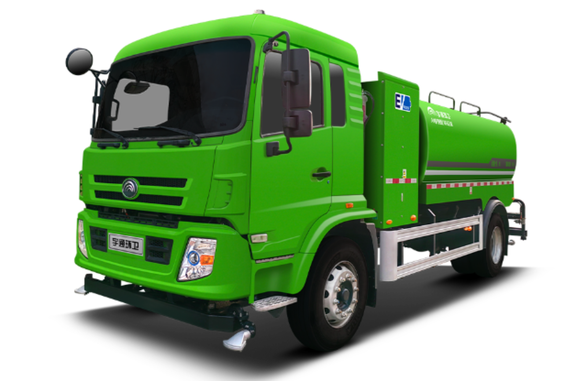 18吨纯电动清洗车 宇通环卫清洗车具备路面高压清洗（高压版）、洒水降尘、绿化喷灌与应急消防等多种功能。
