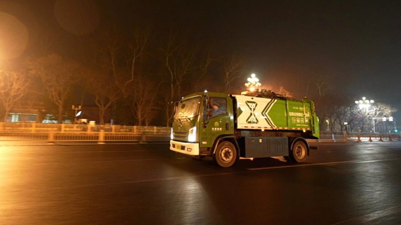 八年匠心護航全國兩會,宇通環衛以高標準交出綠色保障答卷! 八年匠心護航全國兩會,宇通環衛以高標準交出綠色保障答卷!