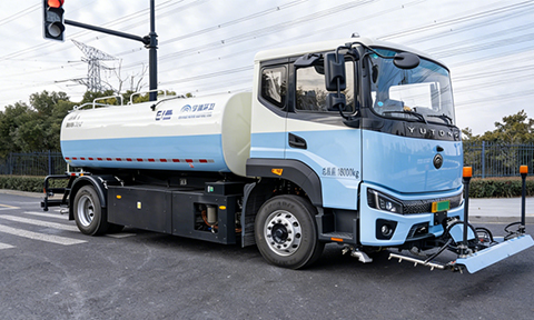 「宇」见好车丨宇通18吨纯电动高压清洗车，城市深度保洁的“盈运”之选