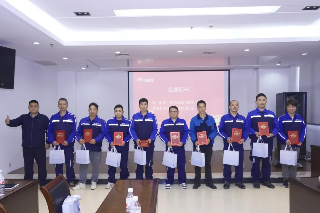 价值连城 | 强强联合!携手环境集团开展宇通环卫维保大讲堂 价值连城 | 强强联合!携手环境集团开展宇通环卫维保大讲堂