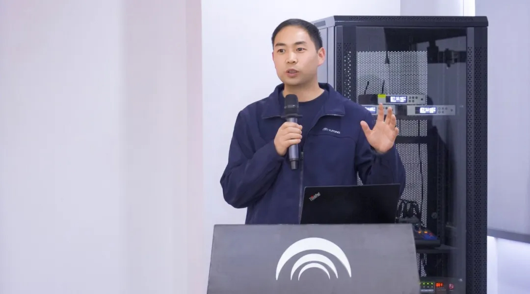 价值连城 | 强强联合!携手环境集团开展宇通环卫维保大讲堂 价值连城 | 强强联合!携手环境集团开展宇通环卫维保大讲堂